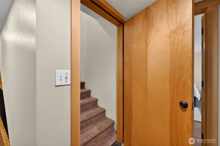 Locked stairwell to 3rd floor ADU. Potential for home office, gym, entertainment area or another sleeping area for the main house. Locked stairwell to 3rd floor ADU. Potential for home office, gym, entertainment area or another sleeping area for the main house.