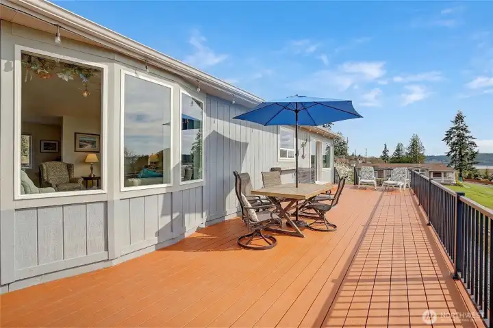Beautifully maintained deck, perfect for entertaining and soaking up the sun.