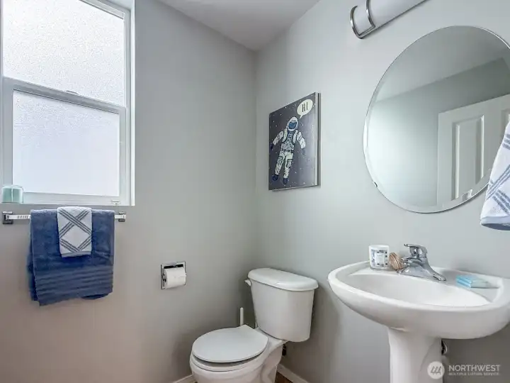 Main Floor 1/2 Bath