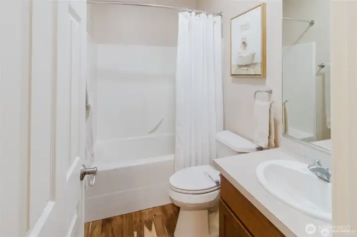 Full bath for guests
