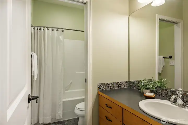 2nd full bath 2nd full bath