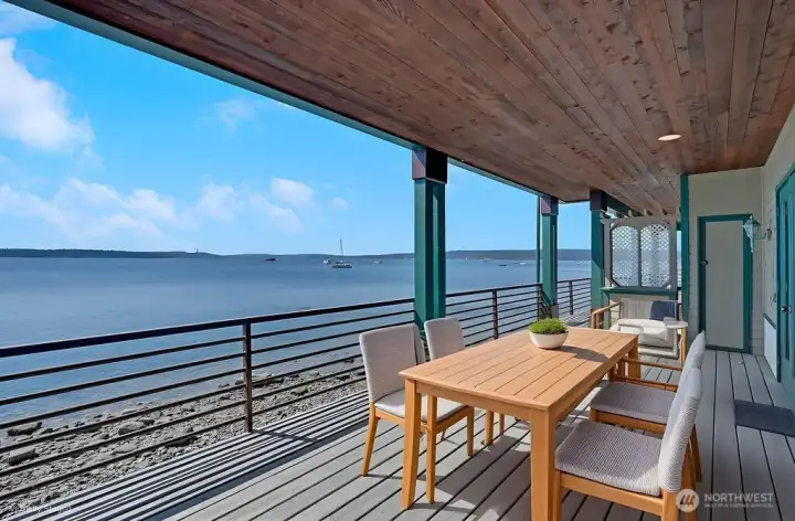 Listen the waves on this private, covered deck.
