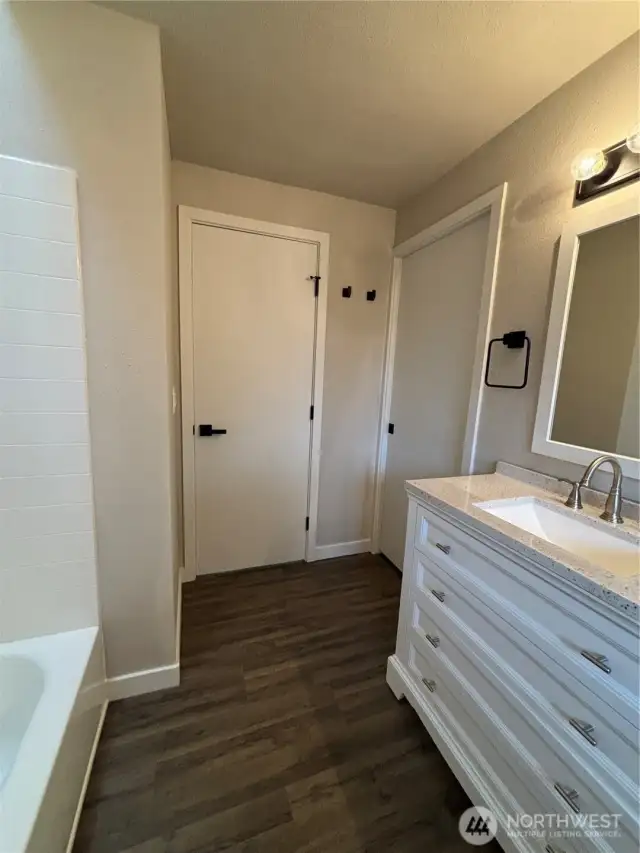 main/primary bath