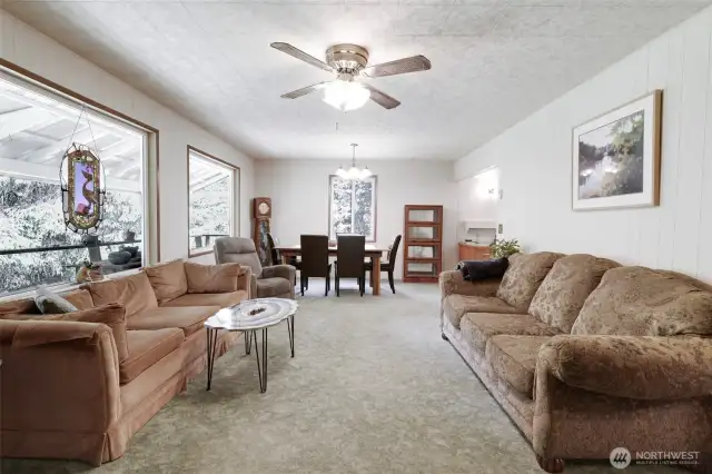livingroom/dining