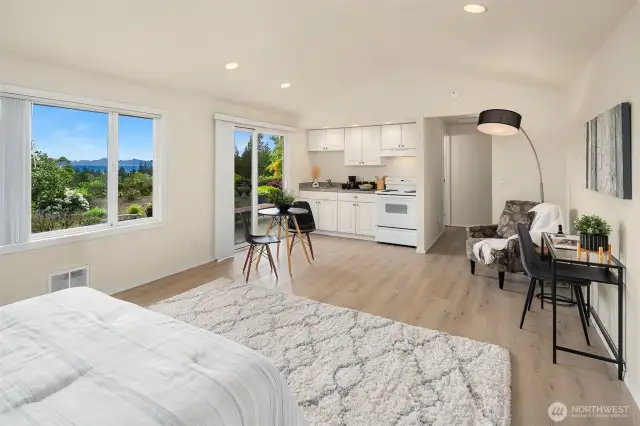 Studio Apartment