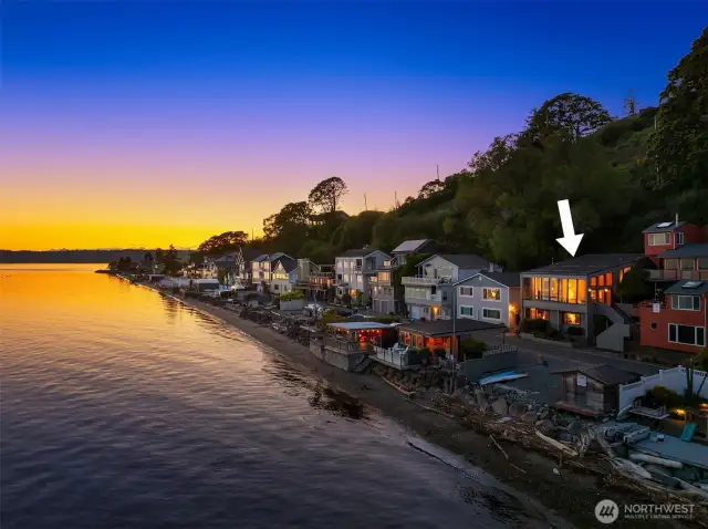 Listen to the gentle waves unrolling on the shore from this architecturally striking waterfront home. Anchor your boat, go kayaking, take on kitesurfing or experience the benefits of cold plunging... A true sanctuary a mere 20-minute commute from Downtown Seattle, 12 minutes to the airport (without the noise) and a stone throw from charming Olde Burien shops and restaurants.