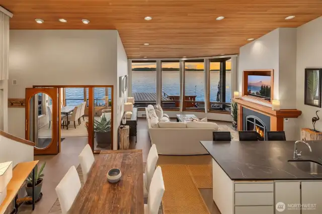The house unfolds on two levels both enjoying striking details, open feel and mesmerizing views.