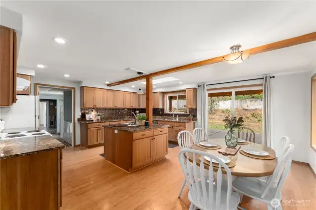 Huge Chef's Kitchen