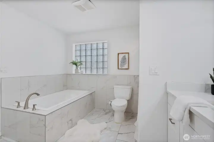 Primary on suite