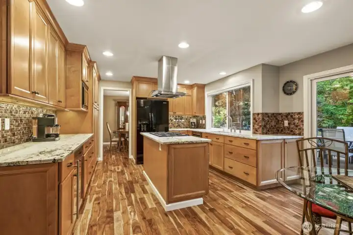 Lots of storage, gorgeous floors