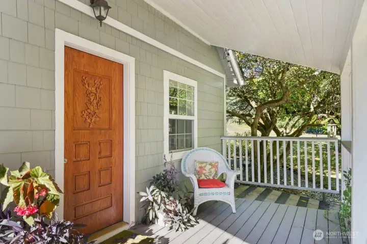 ADA ramp on side of front entrance