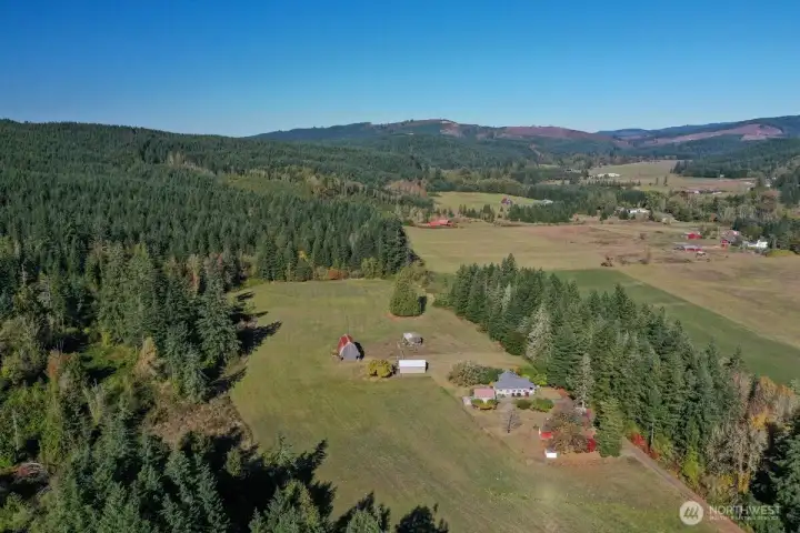 Birds eye view of property