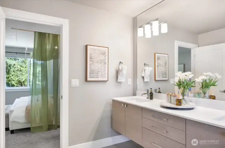 Primary ensuite bath