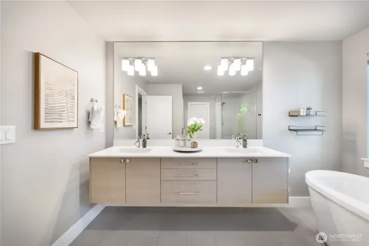 Primary ensuite bath