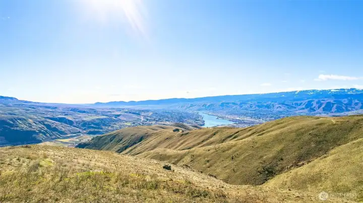 Welcome to 6971 Burch Mountain Rd, an exceptional opportunity to build your custom high-end home in a setting defined by privacy, scale, and breathtaking views.