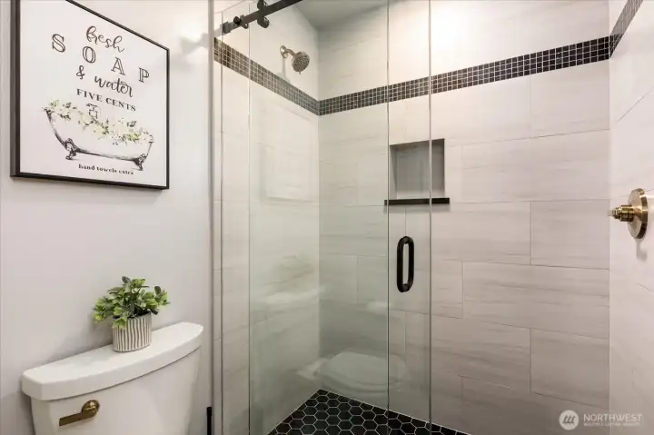 Upper level full bath - completely remodeled 2023/2024