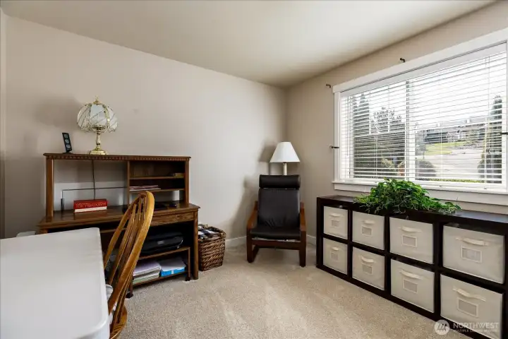 Upper level bedroom 1