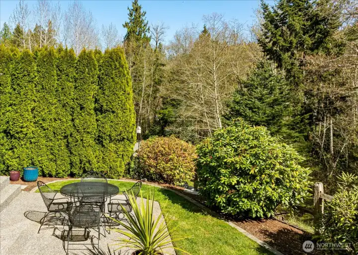 Outdoor space ideal for summer evenings and weekend gatherings