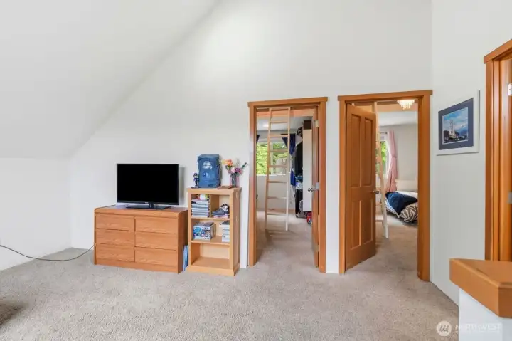 Loft with 2 additional rooms