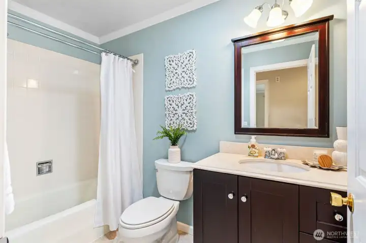 Main hall bath
