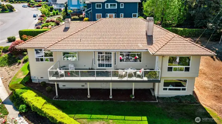 Drone shot of the deck and home.