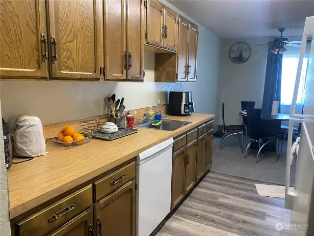 One bedroom Kitchen