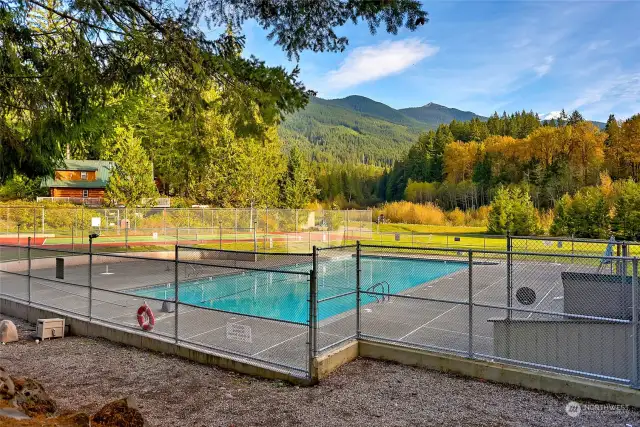 Mt Baker Rim Community Pool