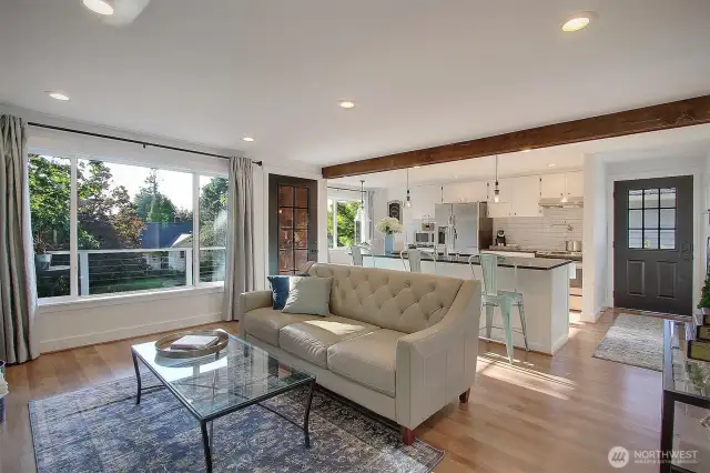 746 3rd St S, Kirkland