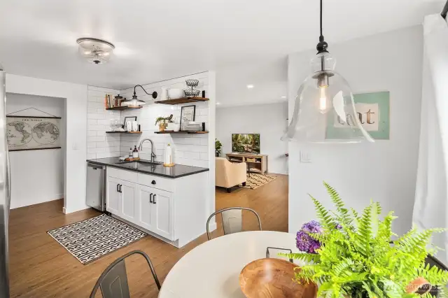 744 3rd St S, Kirkland