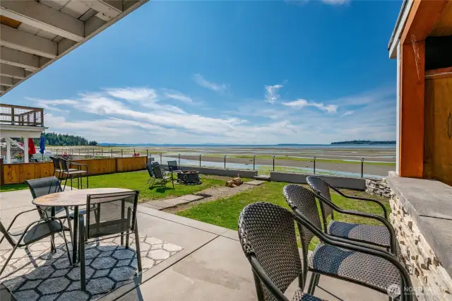 BBQ and outdoor bar area