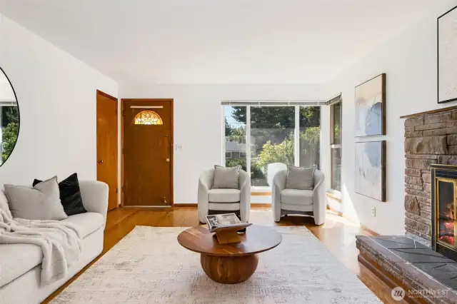 This rooms gets tons of natural light!
