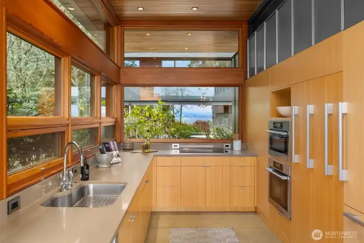 Main house kitchen Melia oven and microwave