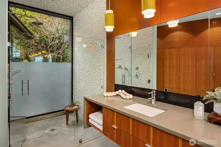 Main house 1st floor primary shower