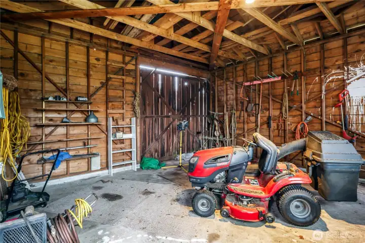 Shop 2 with lots of storage and ready for the mechanic, welder or handyman. Shop 2 with lots of storage and ready for the mechanic, welder or handyman.
