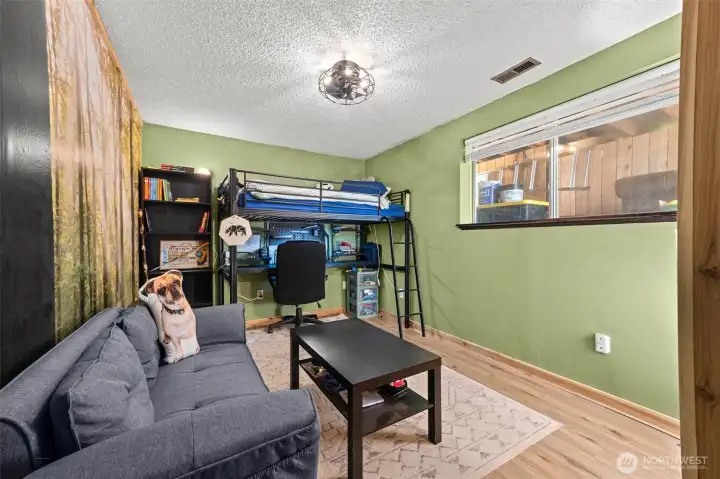 Downstairs bedroom #4