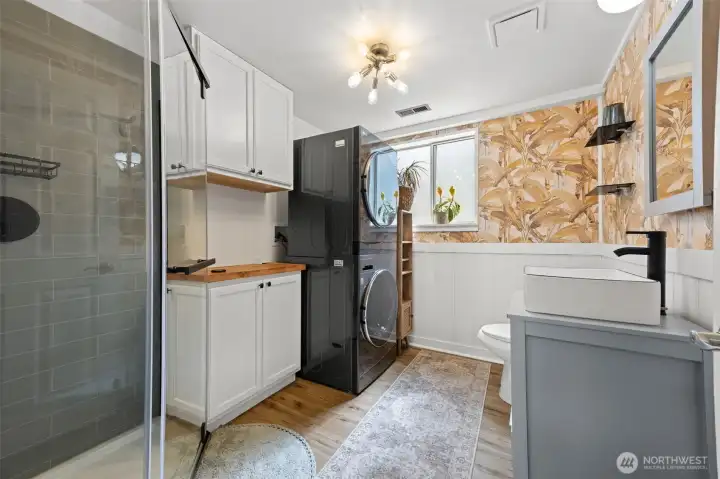 3/4 bath downstairs & utility room