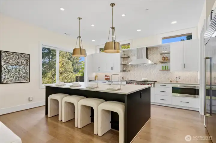 Beautifully designed kitchen space that offers plenty of prep space and storage!