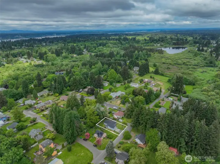 The lot lines are approximate… Just showing where the property is