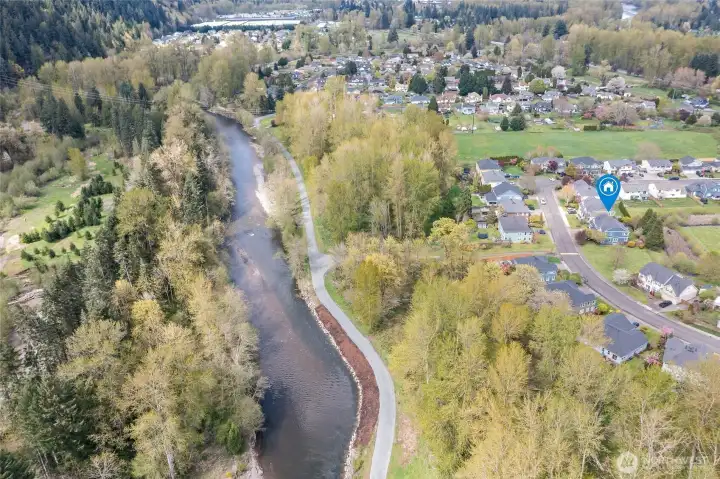 High Cedars Golf Course is at the bottom of this picture; close!