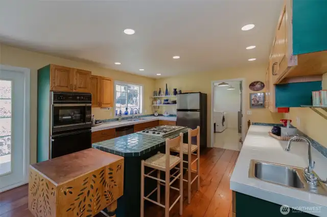 Huge well-appointed kitchen! This gorgeous butcher block can stay! They don't make them like this anymore!