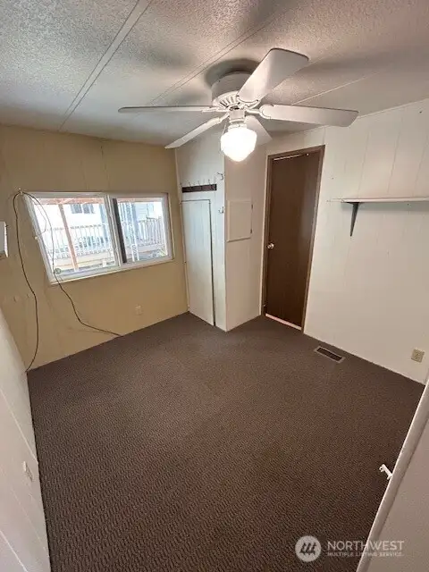 Bedroom 3/office