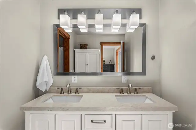 Double vanity