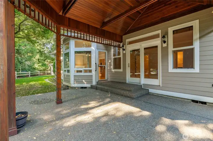 Covered Patio.