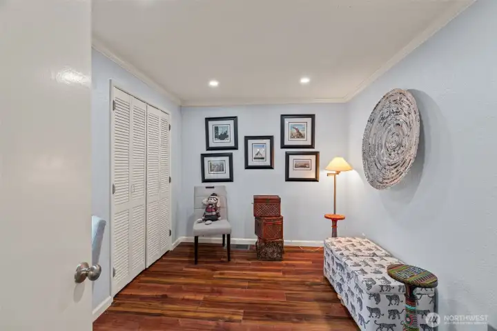 3rd Bedroom/Office/Den