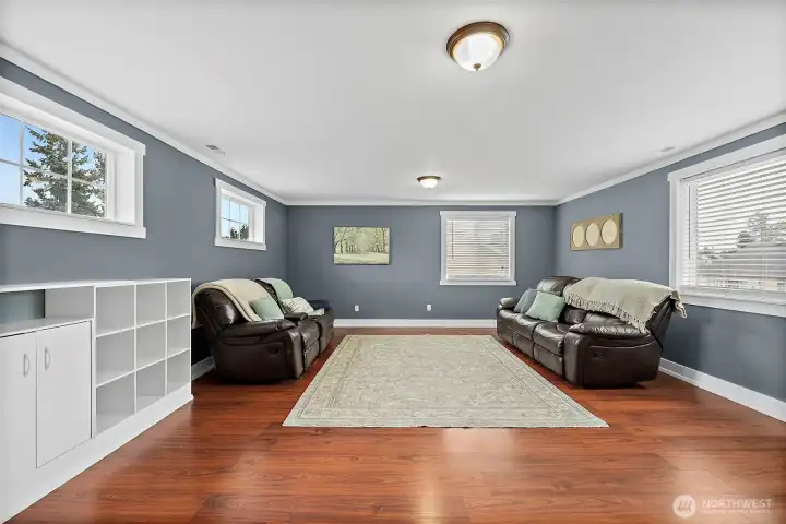 Huge bonus space for your enjoyment!