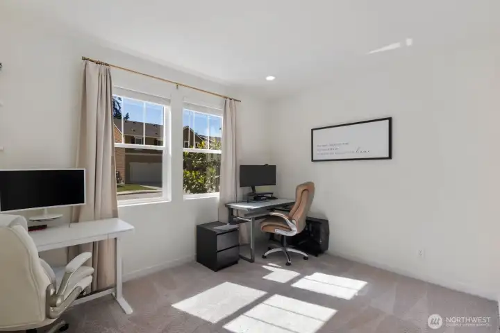 Natural light and a simple, versatile layout create a space that can adapt to a variety of needs and lifestyles.