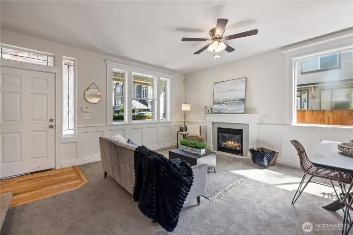 Living room effortlessly flows into the dining area