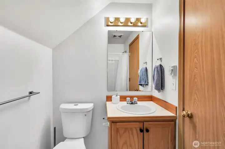 upstairs full bath