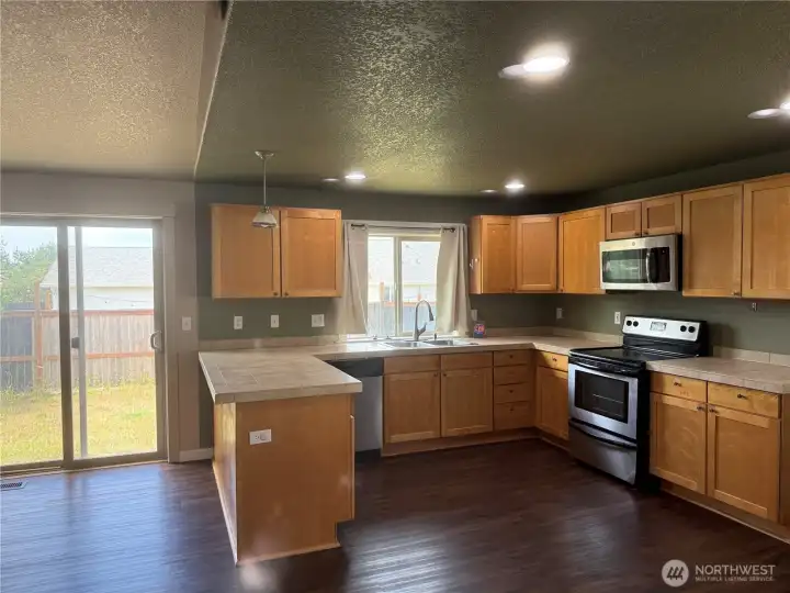 Open kitchen