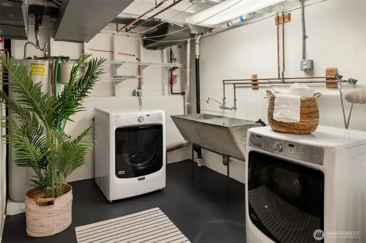 Laundry Room . Notice the copper plumbing. Laundry Room . Notice the copper plumbing.